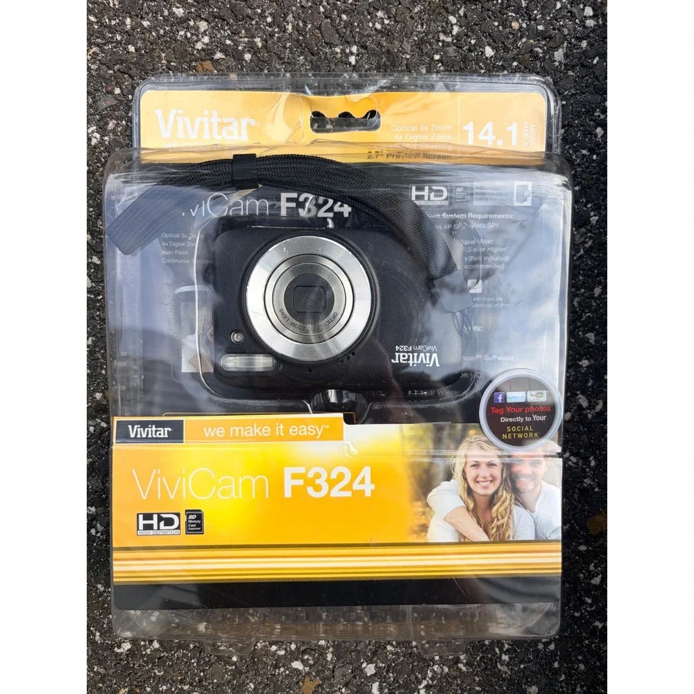 Vivitar ViviCam F324 Digital Camera 14.1MP 3x Optical Zoom Bundle Tripod Case